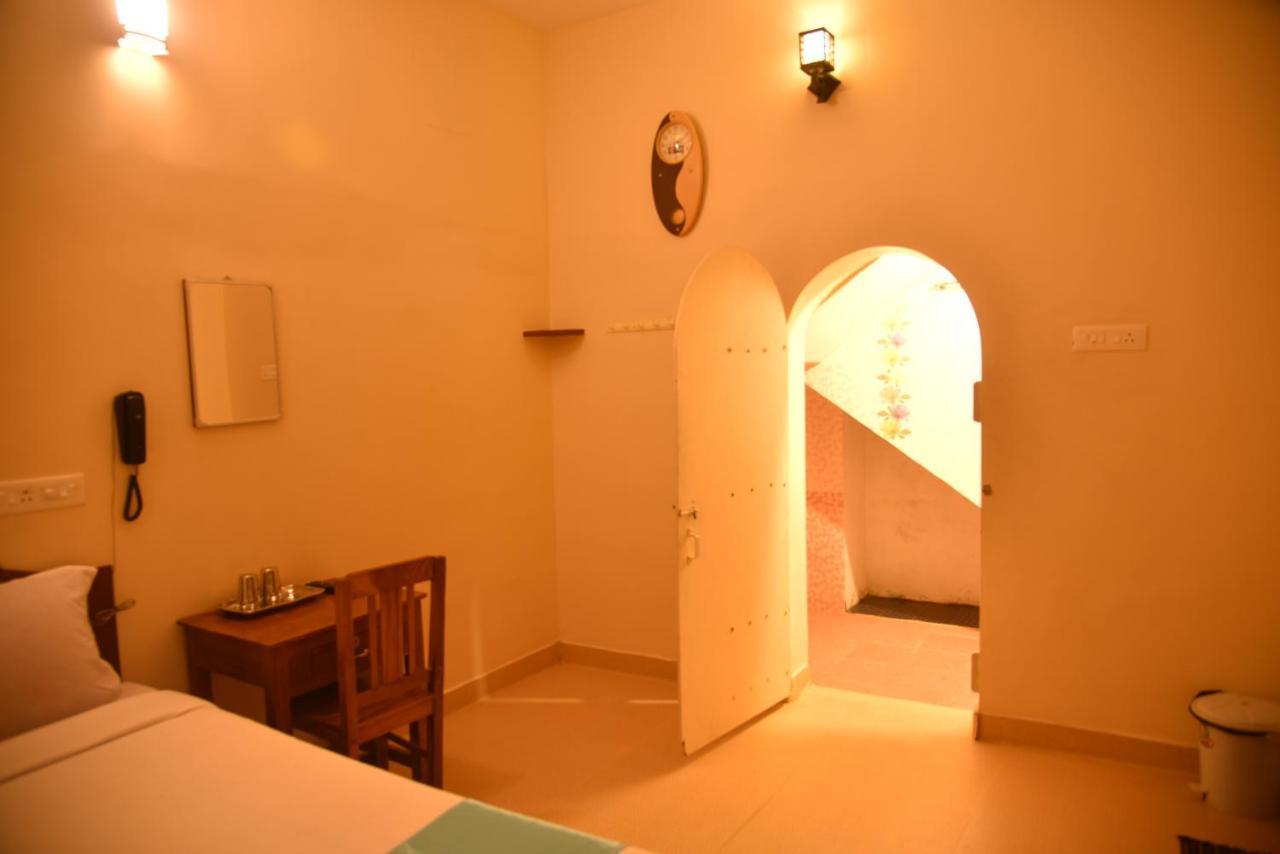 A P Guest House Pondicherry Exterior foto